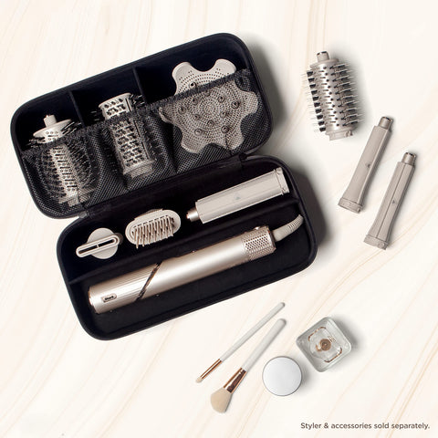 Shark XHD400SAC soft fabric interior guards against scratches.