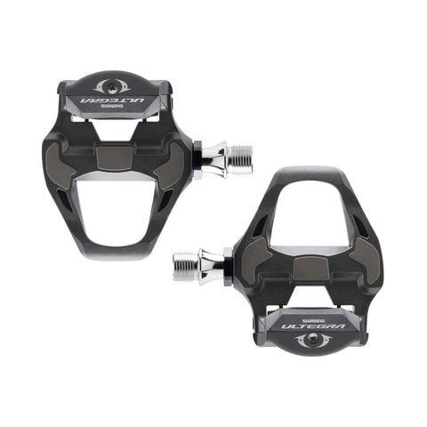 SHIMANO ULTEGRA PD-R8000 pedal cleat area facilitates smooth clipping in and out