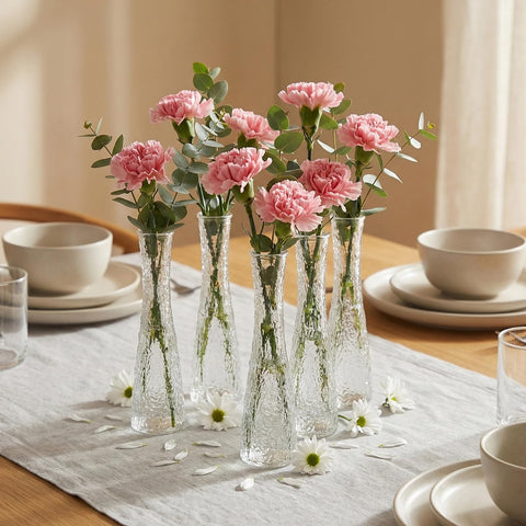 SHOHAYTO Cohesive centerpieces using the ribbed bud vases