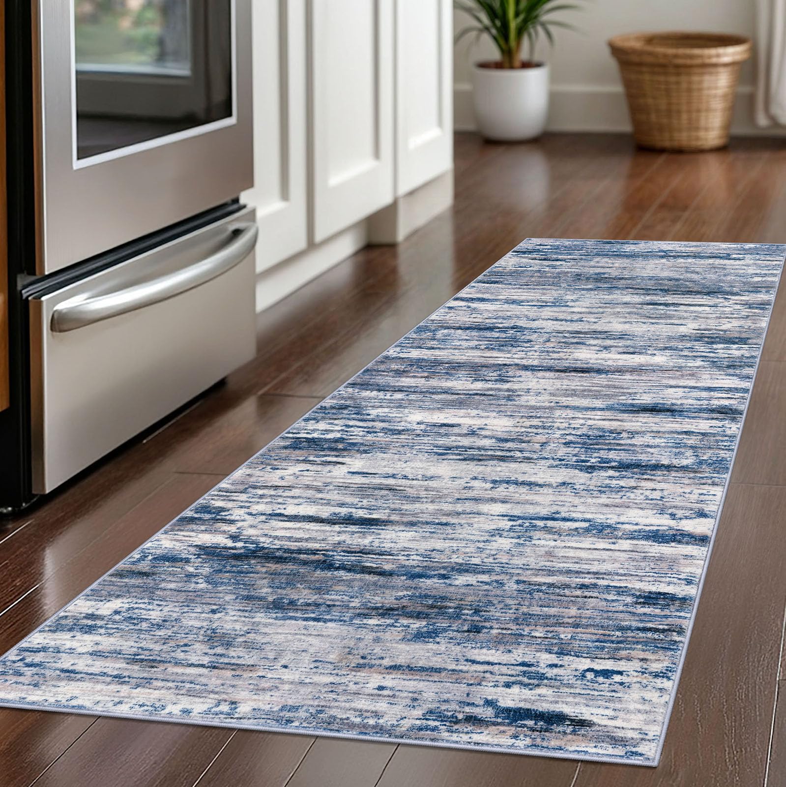 SIILOOM hallway rug in navy-gray tones adds warmth to entryways