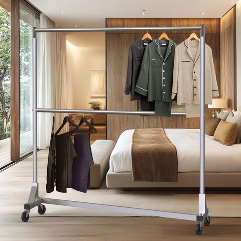 Simple Houseware brake casters detail for secure positioning during loading