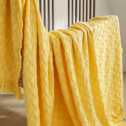 Simple&Opulence throw blanket machine washable for easy care.