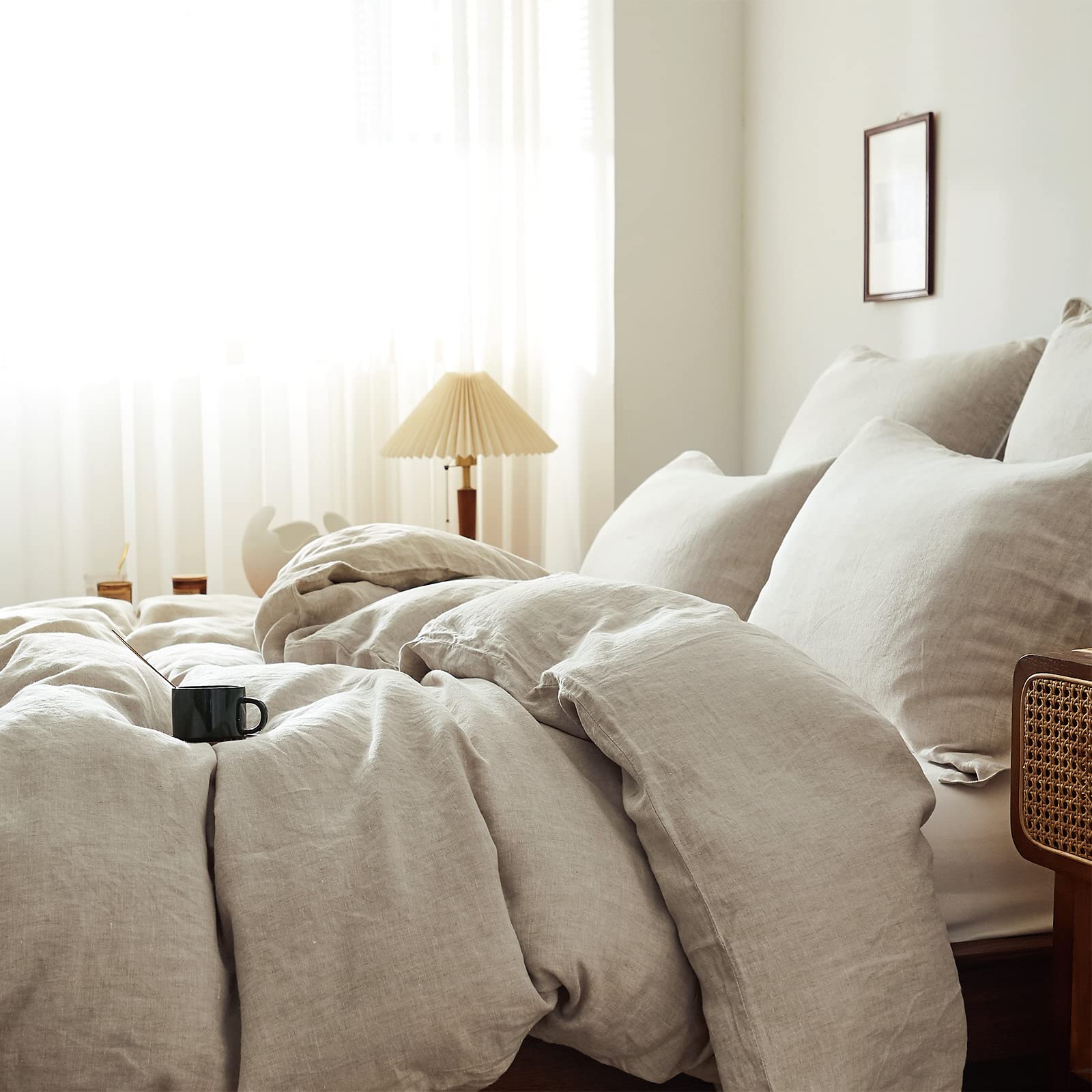 Simple&Opulence queen bedding in room demonstrates versatile farmhouse style
