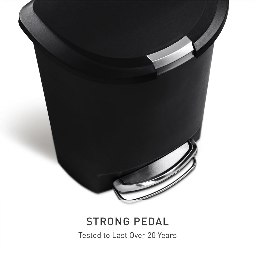 simplehuman 50L can lid stays open for longer tasks.