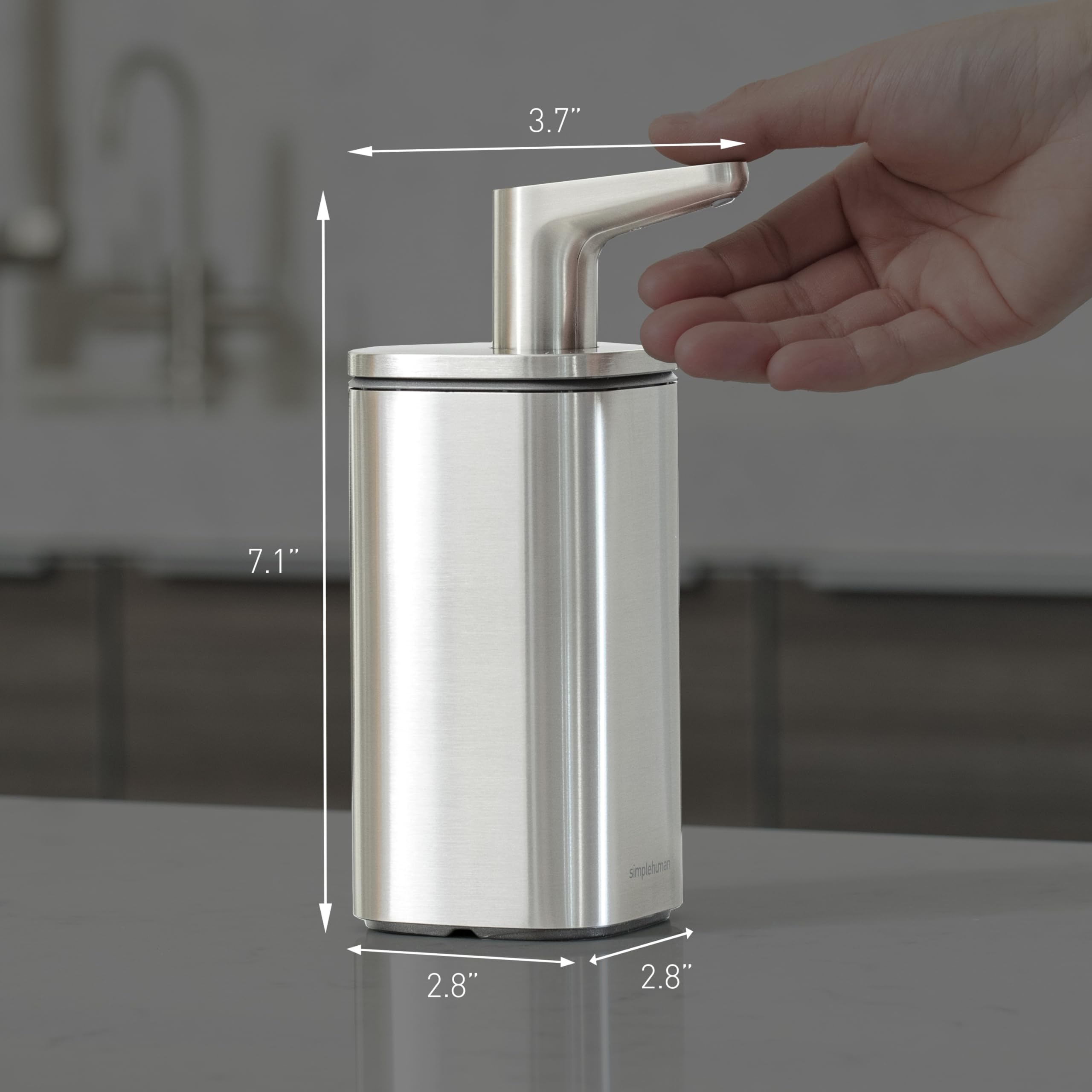 simplehuman daily-use durability supports long-term performance in busy kitchens