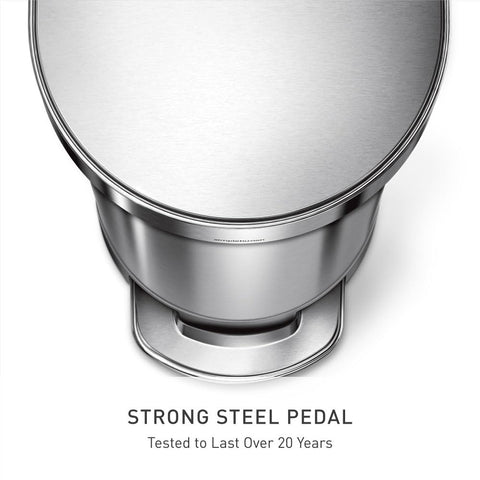 Simplehuman liner rim flips up for quick liner changes and secure fit.