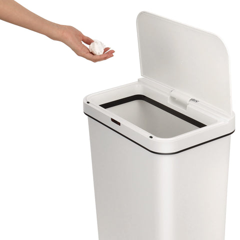 SIMPLI-MAGIC 79502 13-gallon rectangular design fits compact spaces.