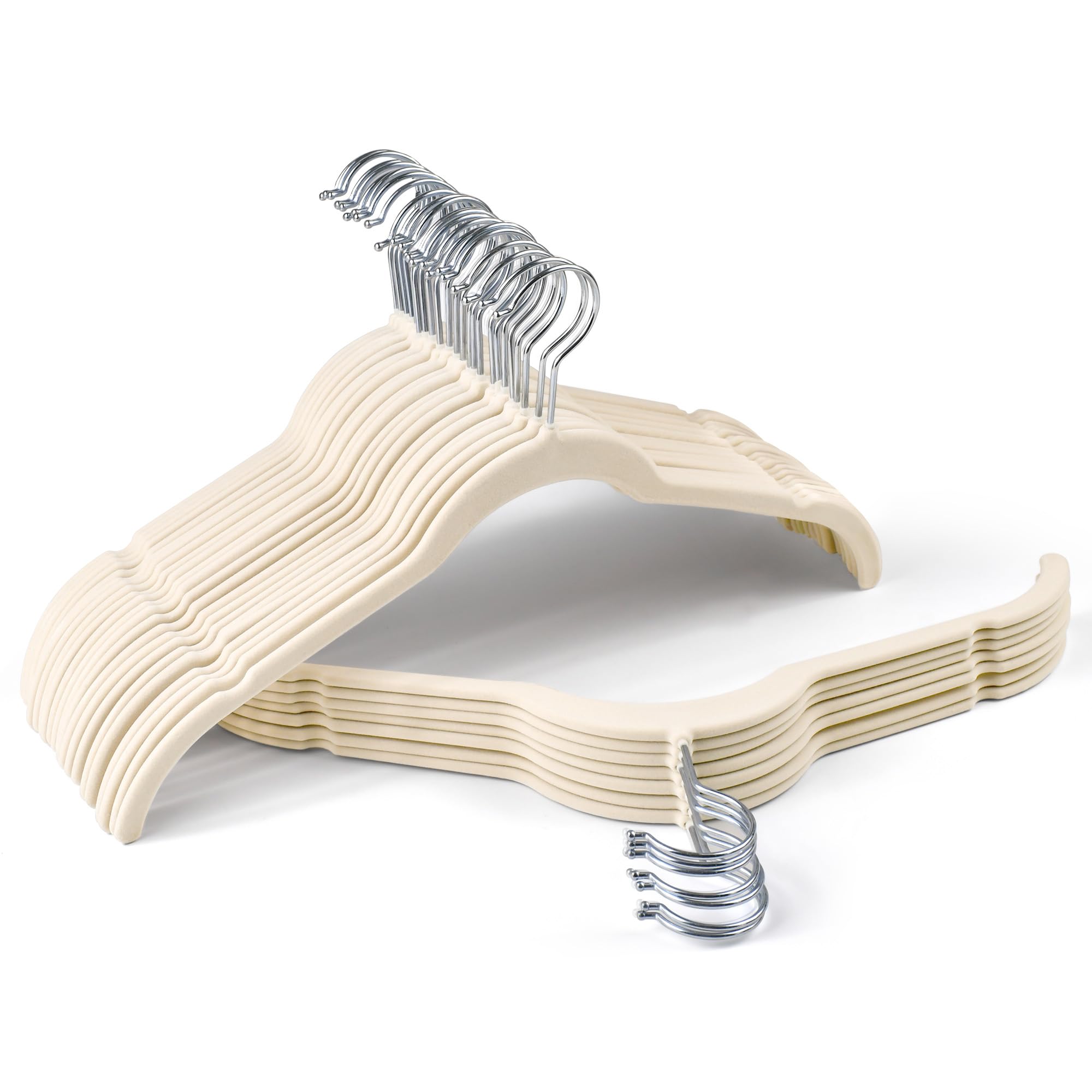 Sishynio premium velvet hanger 30-pack for durable closet organization.
