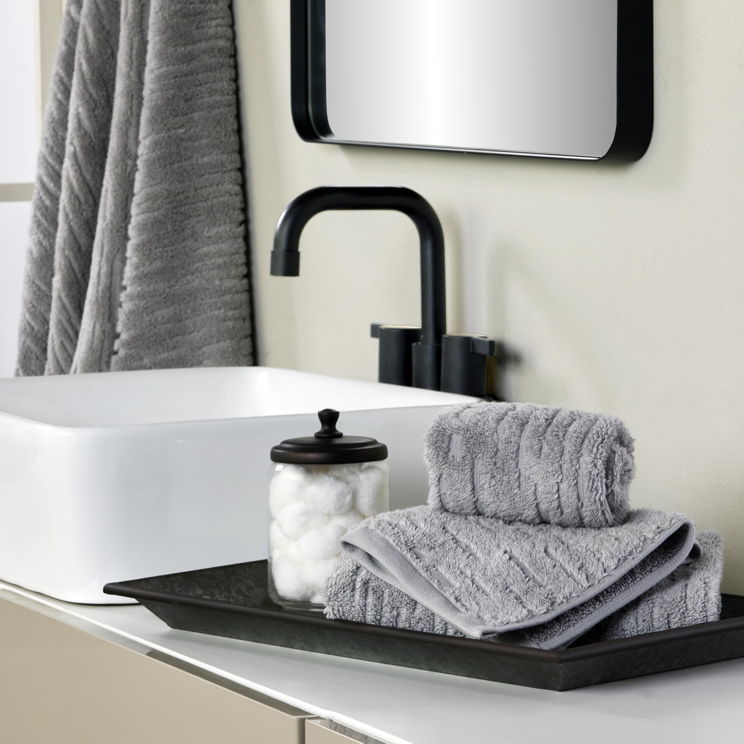 SKL Home CloudSoft zero-twist yarn towel for premium loft and durability