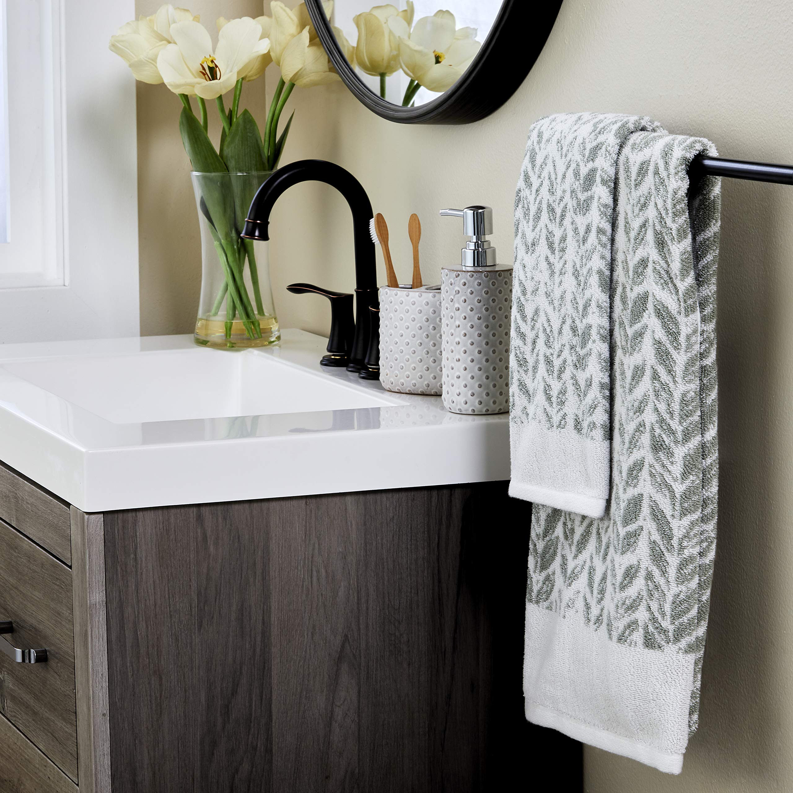 SKL Home Hand towel 16x26 size display