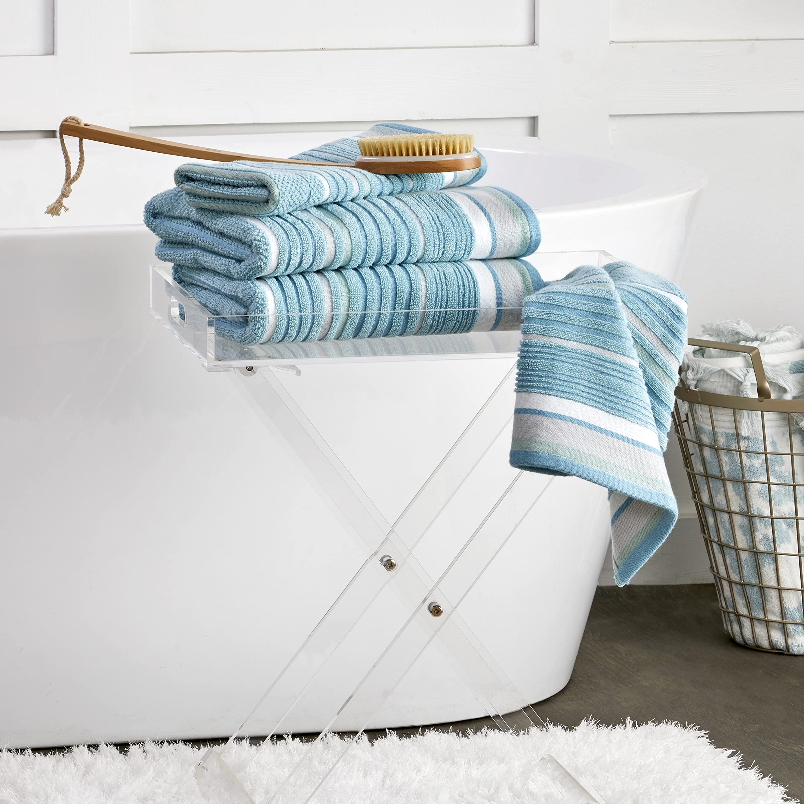 Towel size 16x26 inches suitable for hand drying and guest spaces.