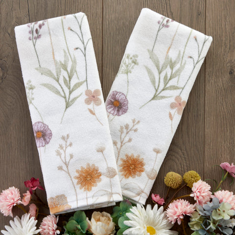 Somerset hand towels in wildflower design brighten sinks for everyday tasks.