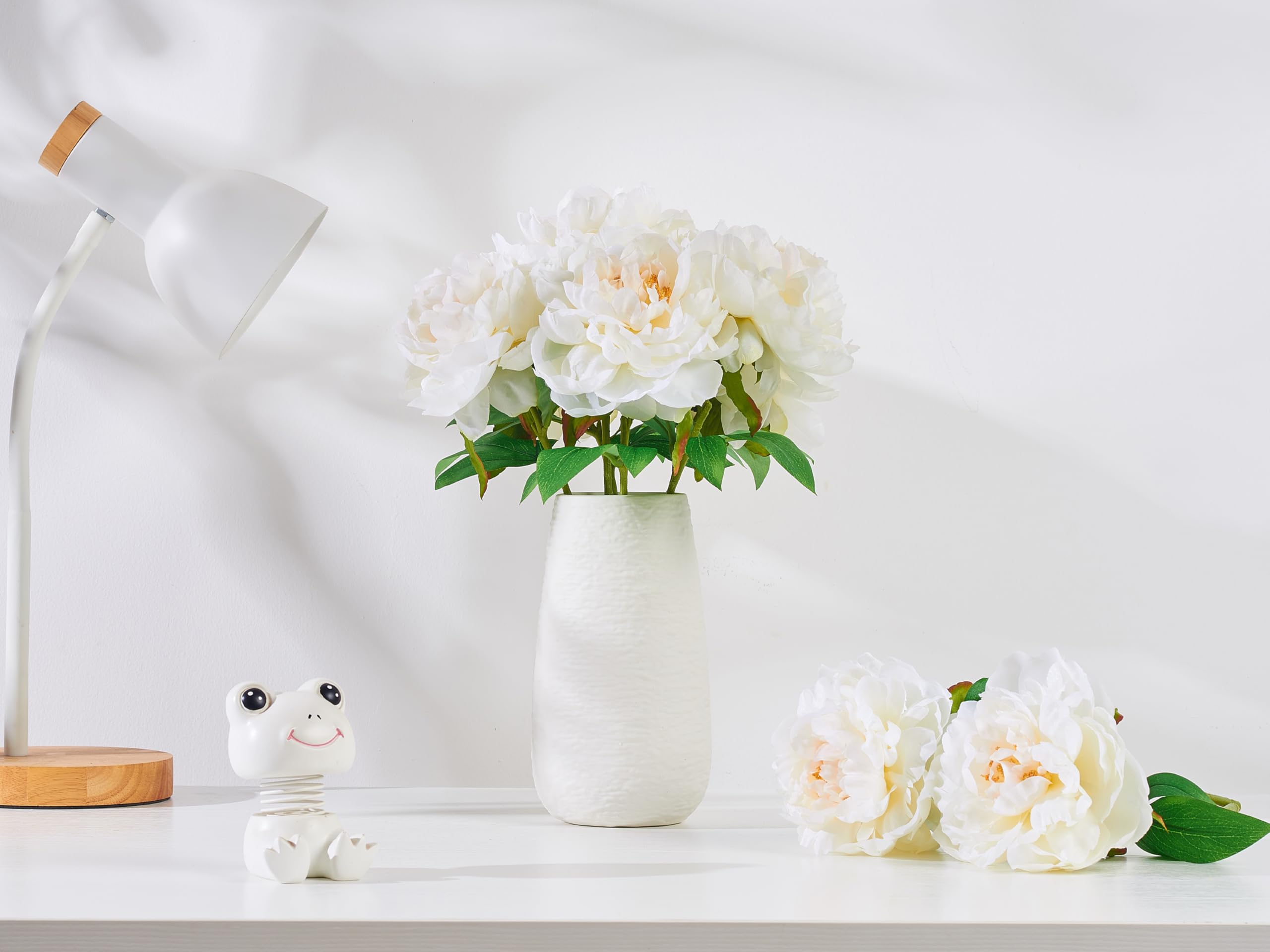 Smalldu Ivory White Peonies home decor accent with maintenance-free longevity.