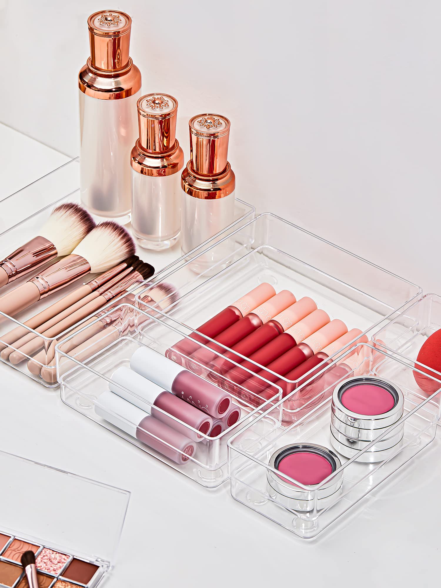 Stackable SMARTAKE trays maximize space in a compact drawer.