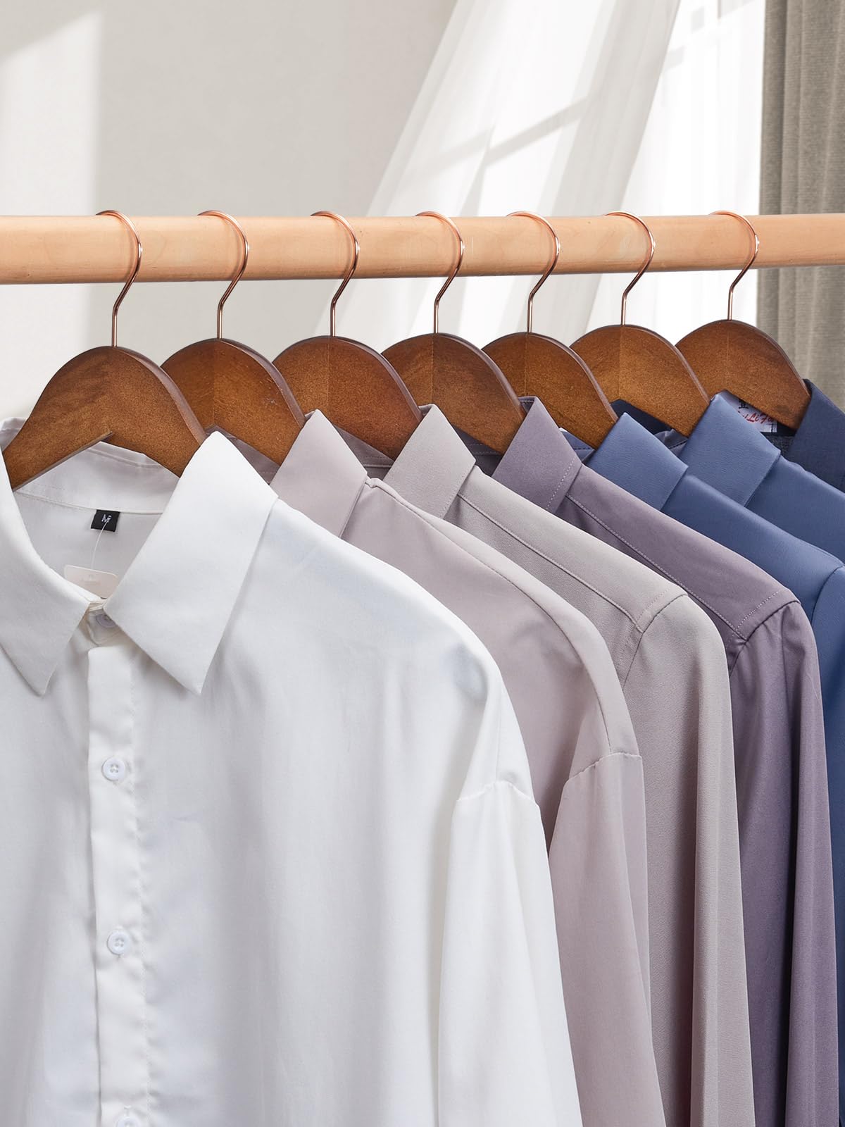 Smartor rose gold hook adds a modern touch to your wardrobe