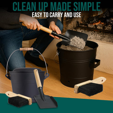 Smedley York bucket features a wooden grip handle for comfort.