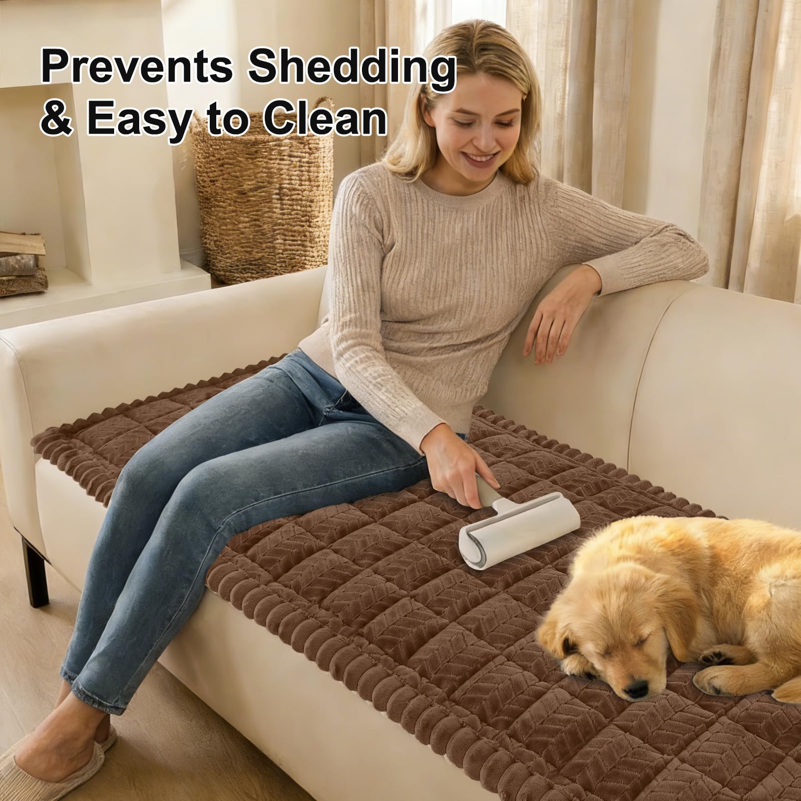 Smiry fuzzy fabric texture adds soft comfort for pet and owner