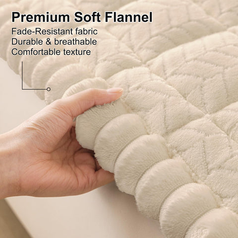 Smiry washable pet couch protector cleans easily after daily use.