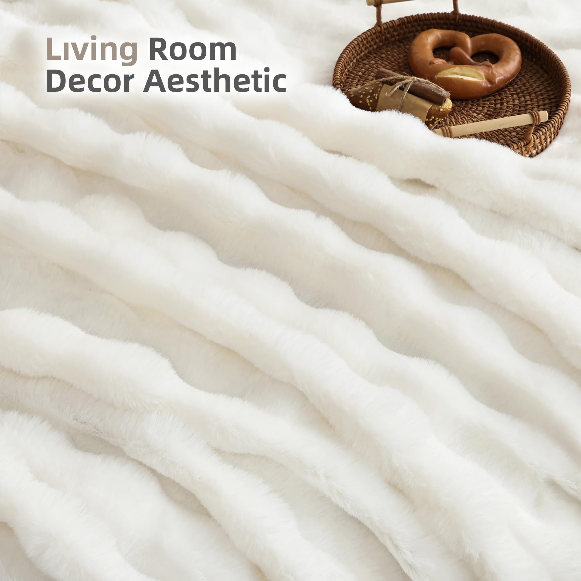 Smoofy OEKO-TEX certified blanket; safe, durable, and ideal as a gift.