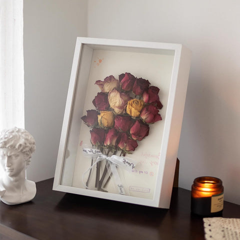 SMZCTYI 8x10 shadow box close-up showing tempered glass