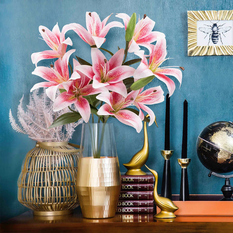 SNAIL GARDEN realistic stamen details add lifelike texture to lilies.