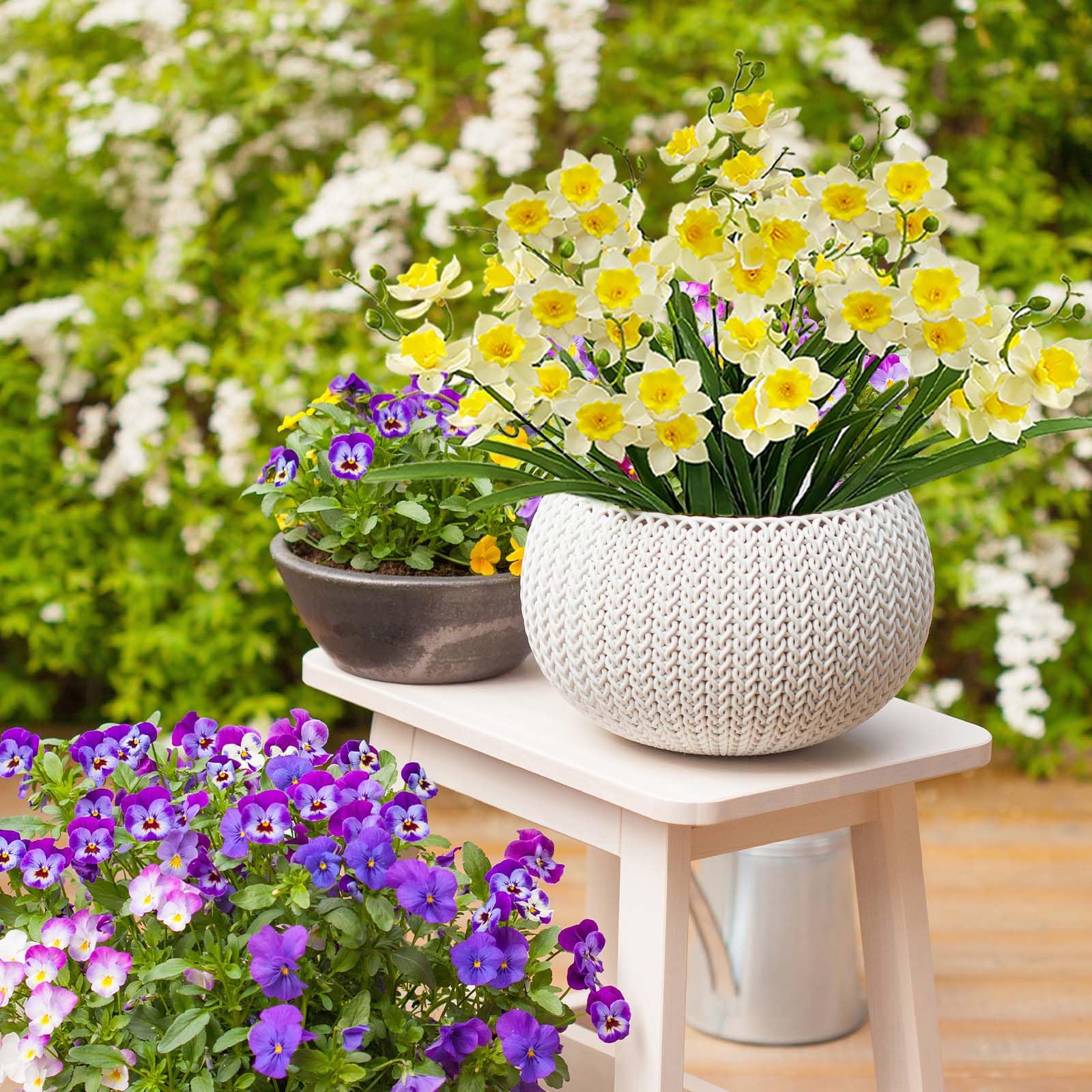 SNAIL GARDEN silicone-crafted daffodil petals and lifelike texture