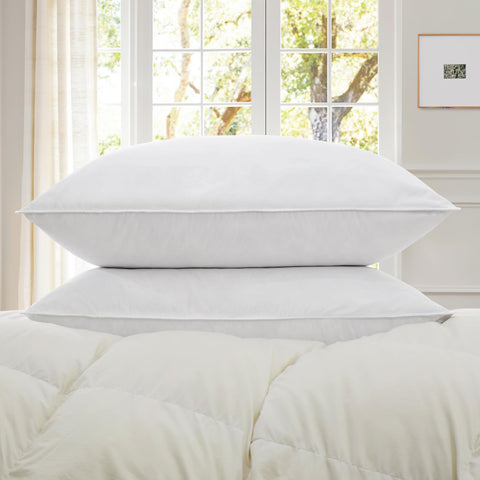 SNUG&COZY four-layer cover detail keeps feathers contained and dry.