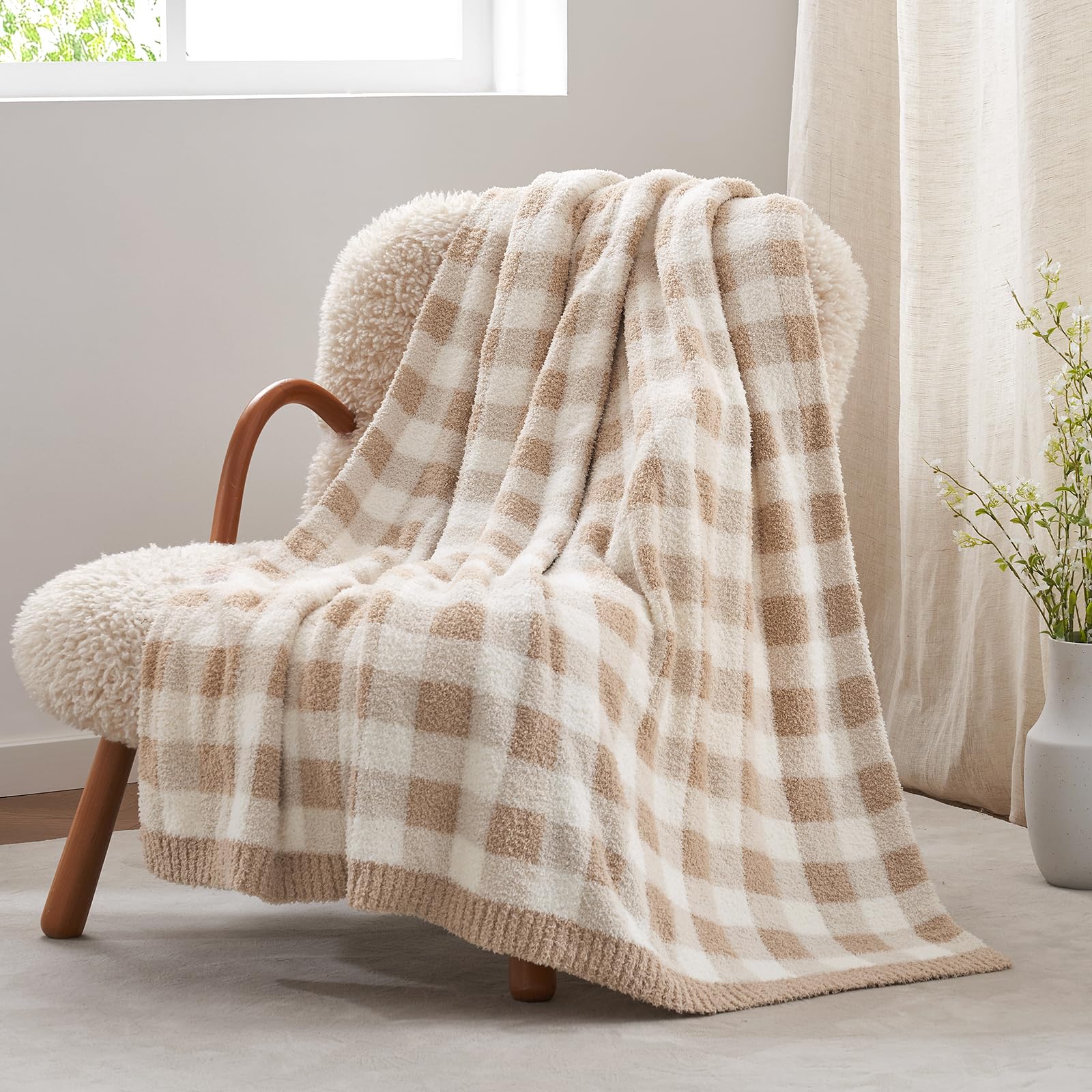 Snuggle Sac checkered blanket ideal for bed snuggling
