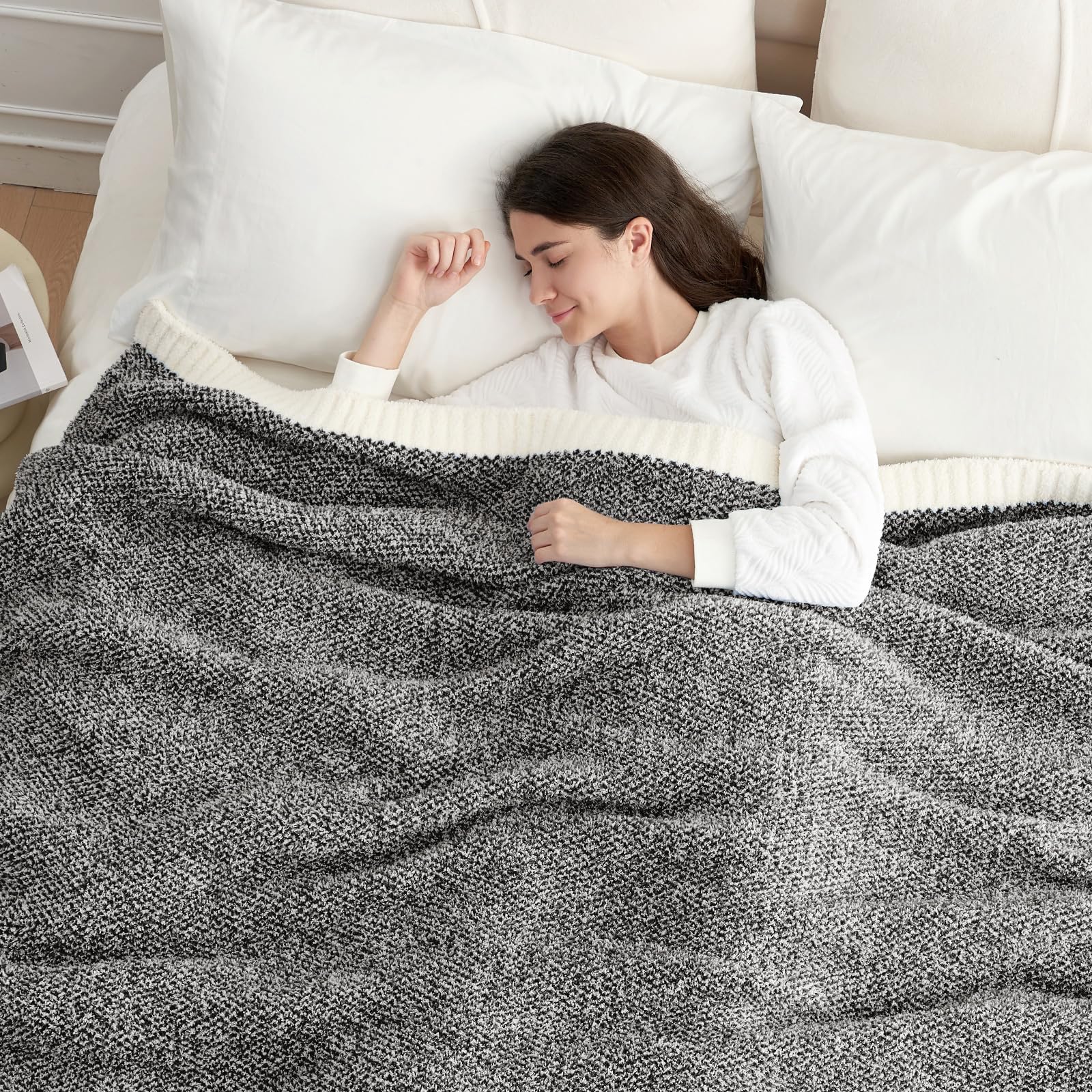 Snuggle Sac Heather Black dryer-safe feature supports quick, easy drying.
