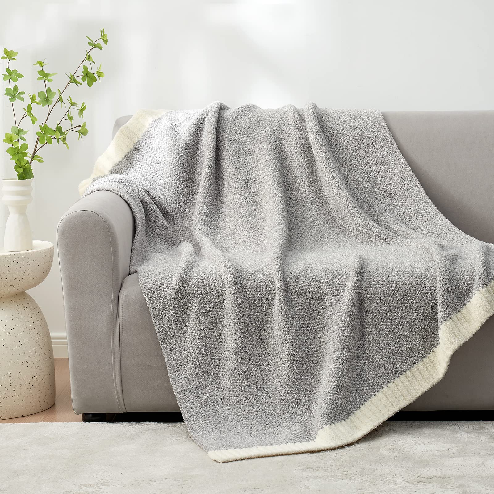Snuggle Sac lightweight warm blanket ideal for travel and outdoor lounging