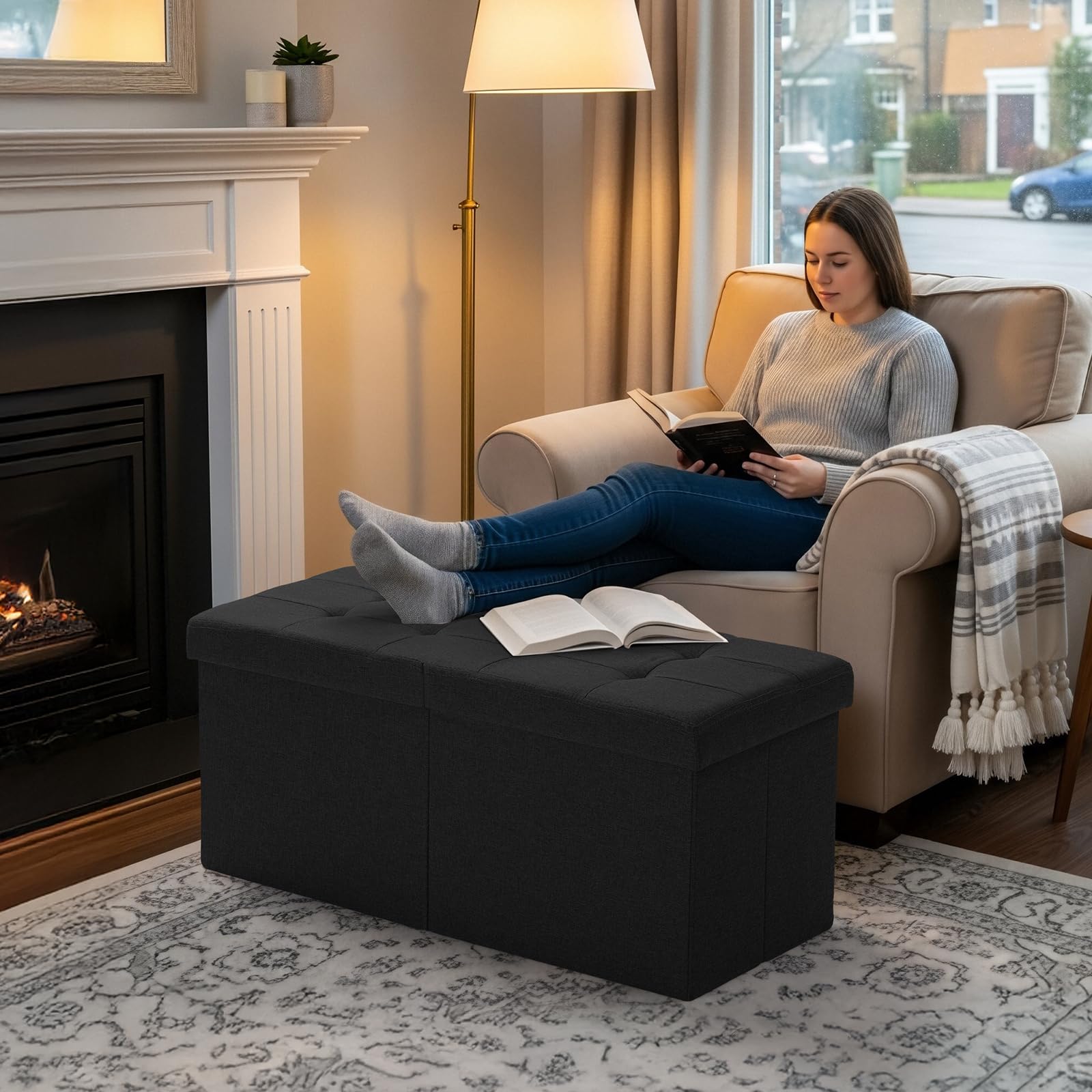 Snuvid end-of-bed bench used as compact seating and storage.