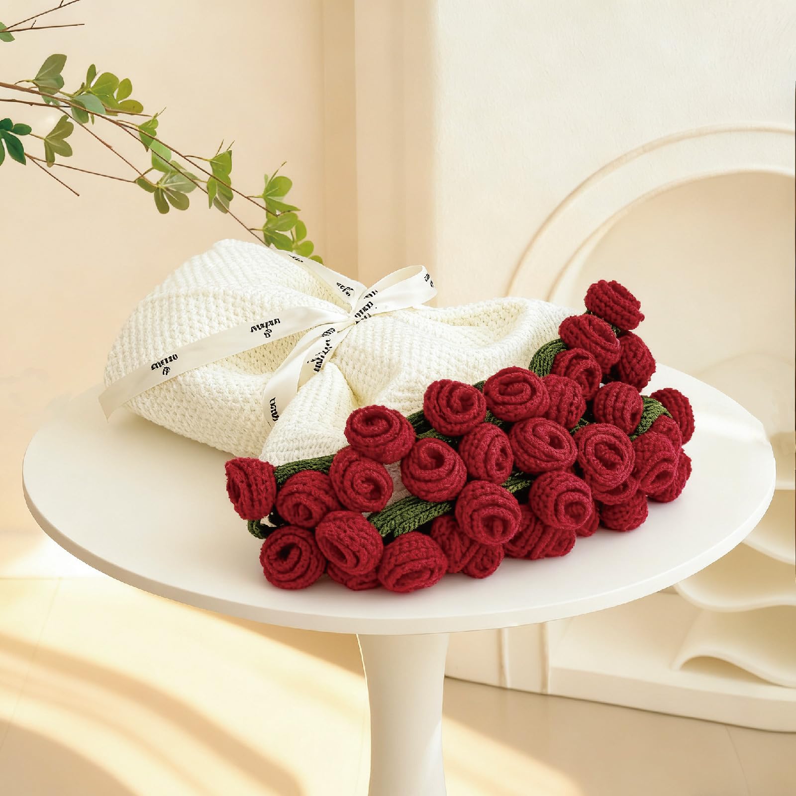 SoffMoiis 47-inch round rose bouquet blanket adds cozy warmth and decorative flair.