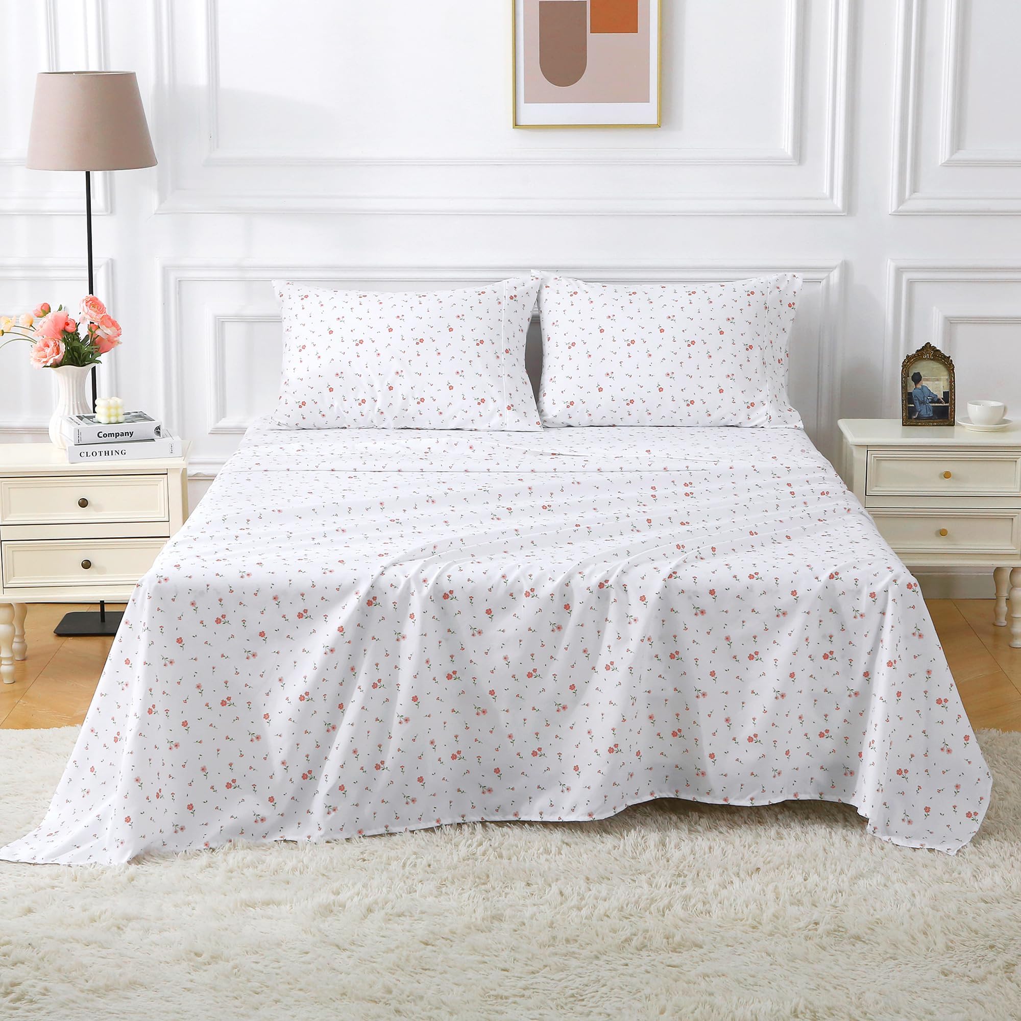 Softan 4-piece flower sheet set delivers coordinated, cozy bedroom styling.