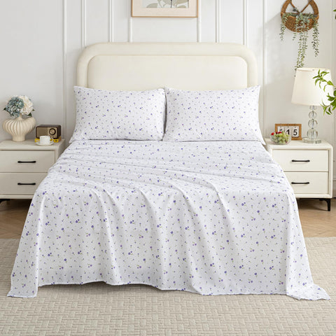 Coordinated bedroom style with Softan floral pattern.
