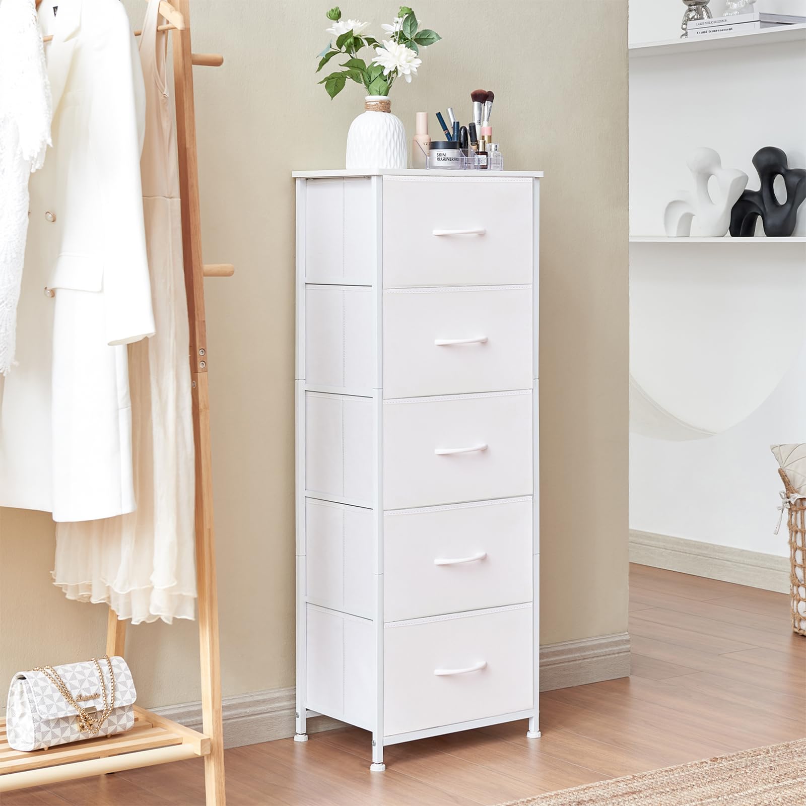 FSC-certified wood materials used in the Somdot tall dresser.