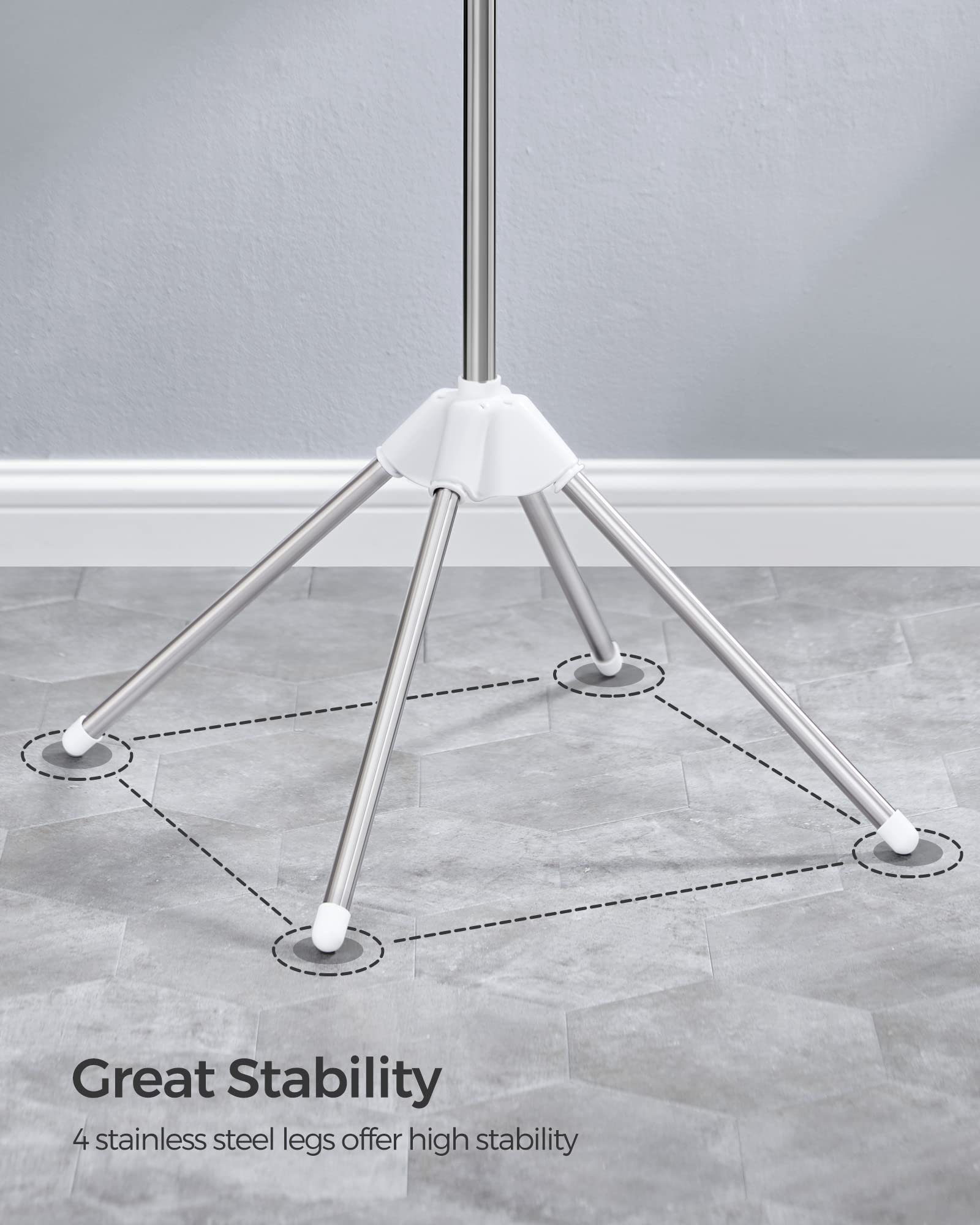 SONGMICS four-leg base adds stability on various floors.