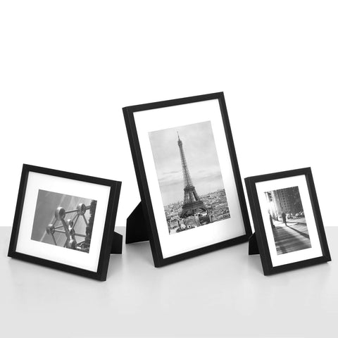 SONGMICS frames support both wall mounting and table display for flexible decor.