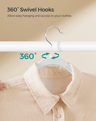 SongMics 360-degree swivel hooks provide easy access.