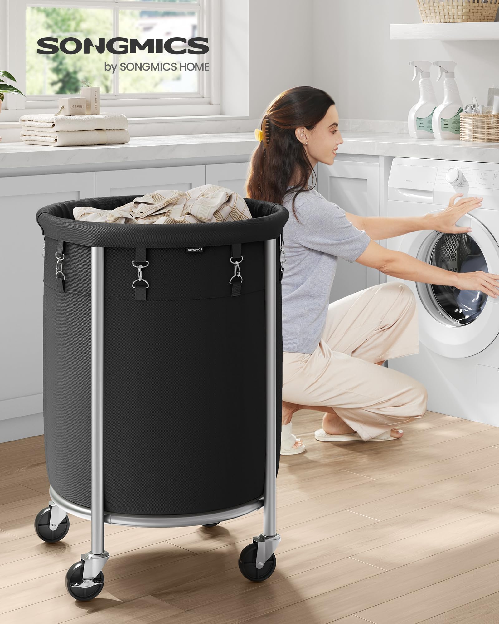 SONGMICS laundry cart with brakes for stable placement