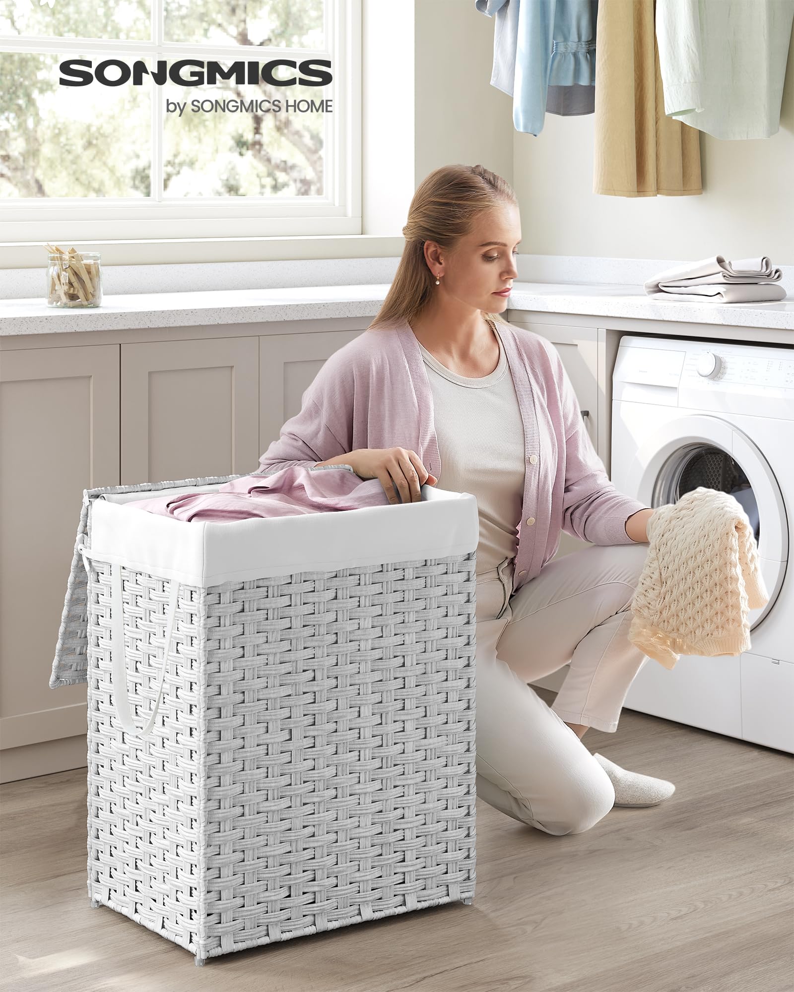 SONGMICS 90 L capacity hamper fits small spaces in cloud white