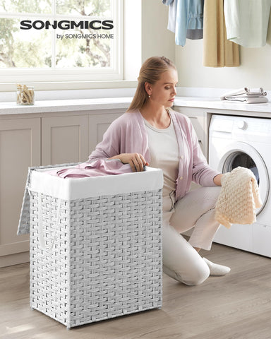 SONGMICS 90 L capacity hamper fits small spaces in cloud white