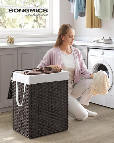 Songmics removable liner enables easy washing and simple laundry transfers.