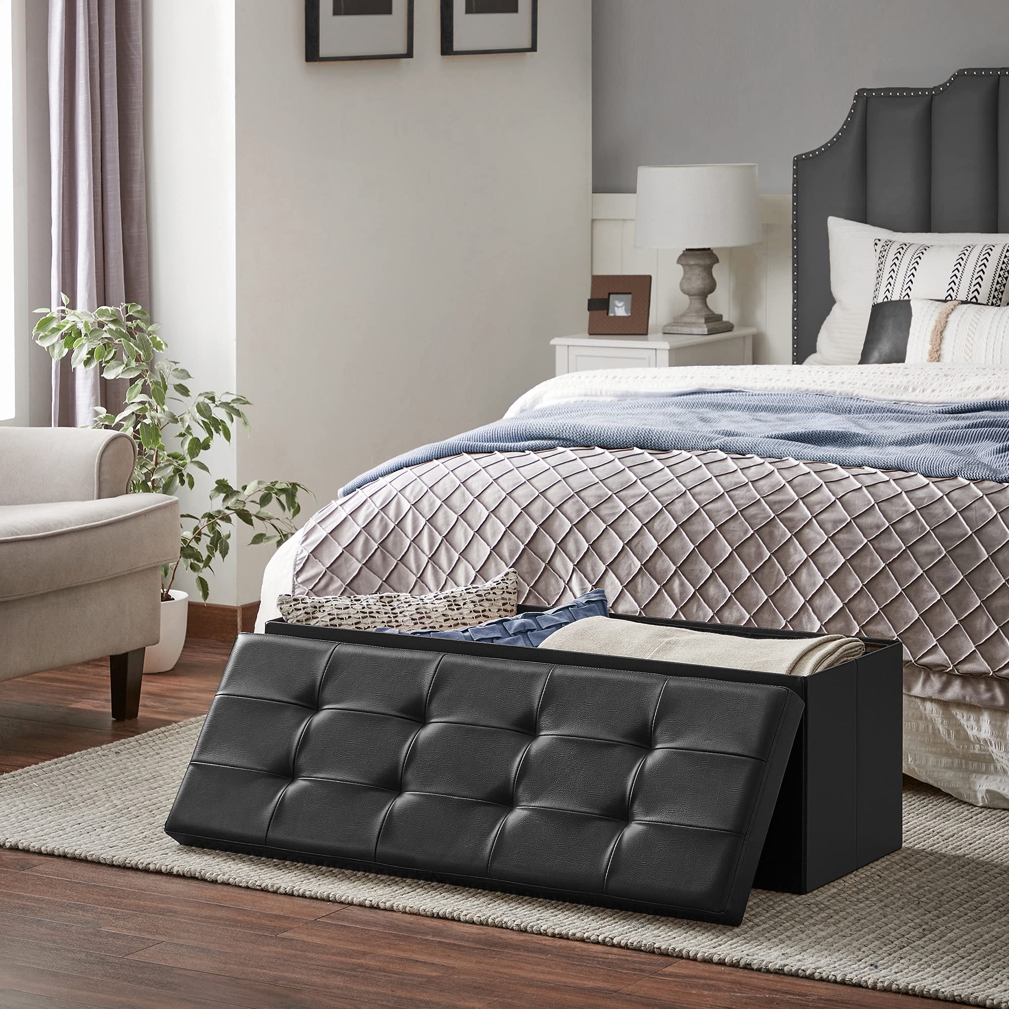 SONGMICS Mazie fold-flat design stores neatly under a bed.