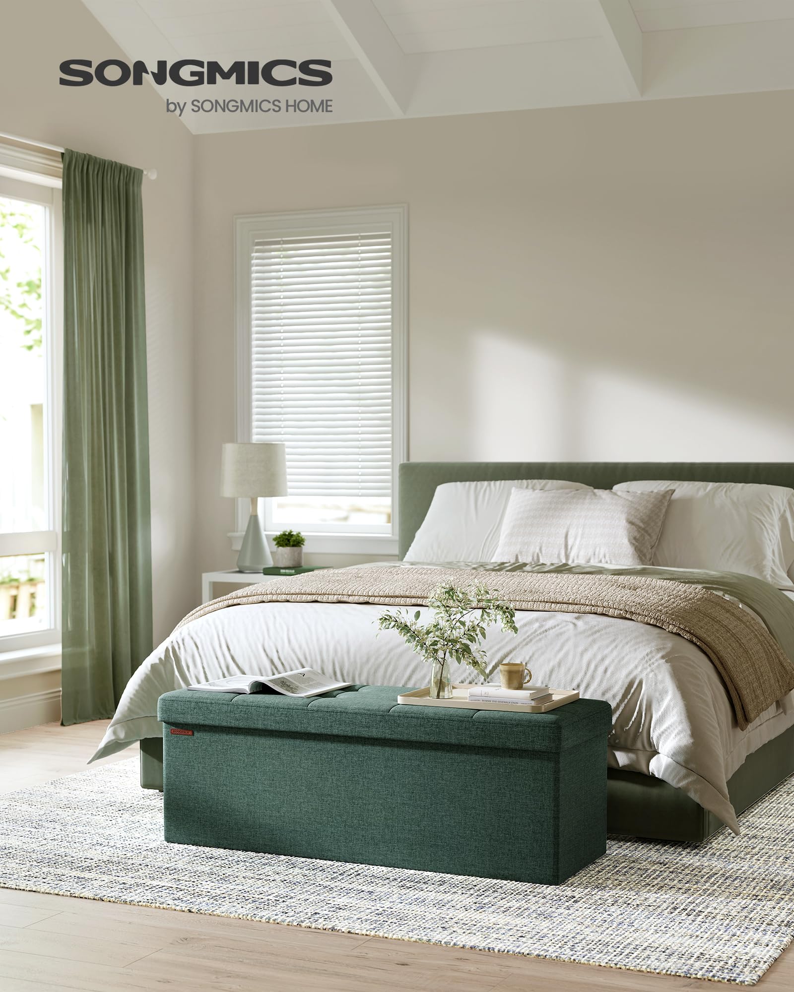 SONGMICS Mazie ottoman showing removable divider for organized storage