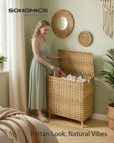 SONGMICS removable liners with handles for easy transport to the washer.