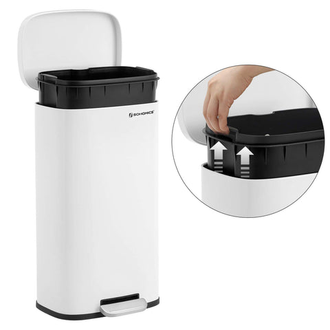 SONGMICS back handle helps move the bin between spots without heavy lifting.