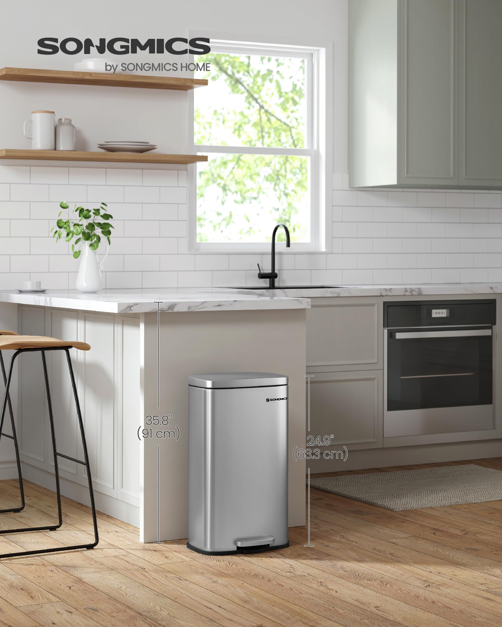 SongMics trash can pedal operation enables hands-free disposal.