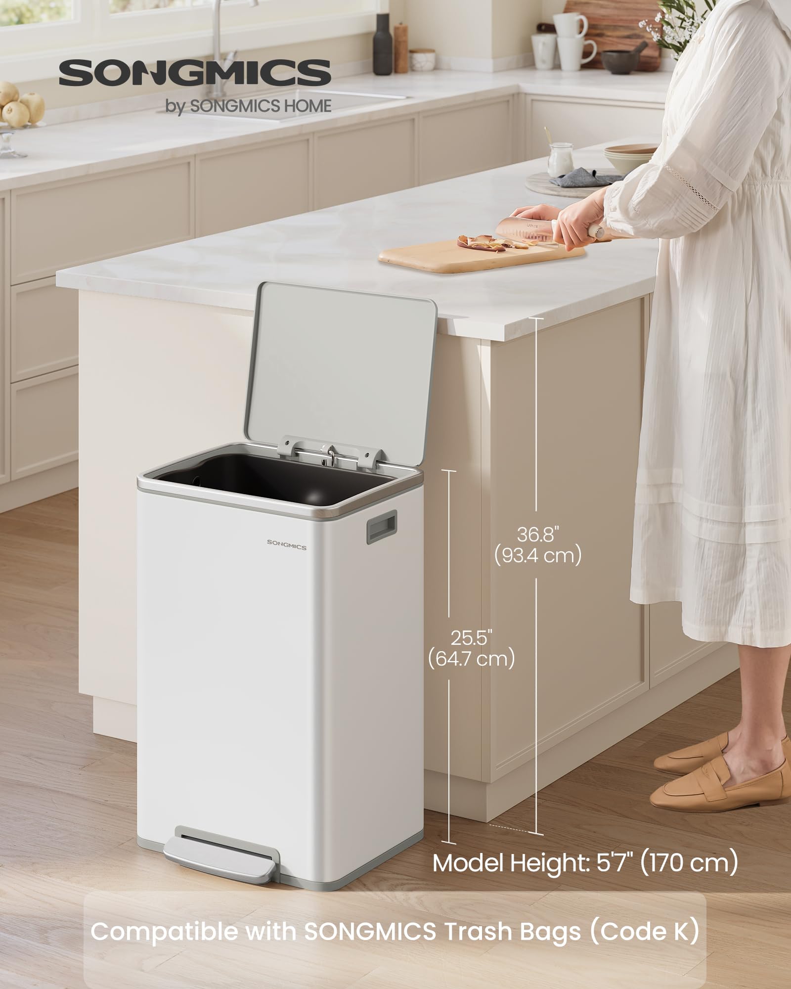 SONGMICS trash can with removable inner bucket for easy cleaning.
