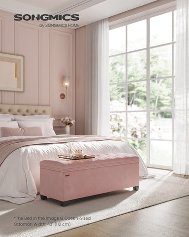 SONGMICS tufted velvet seat offering comfortable living room seating