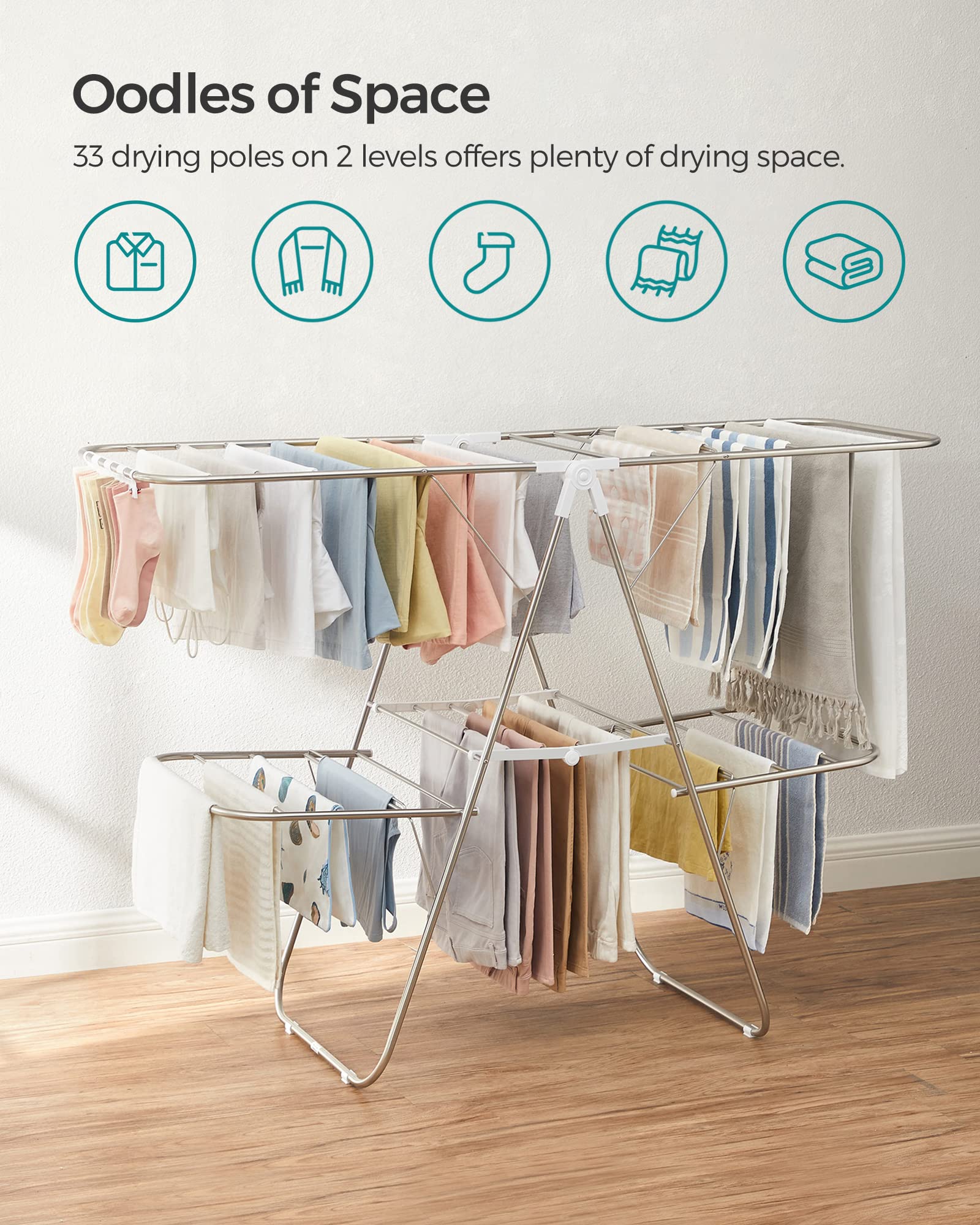 Height-adjustable wings on Songmics ULLR053W01V1 fit different garment lengths